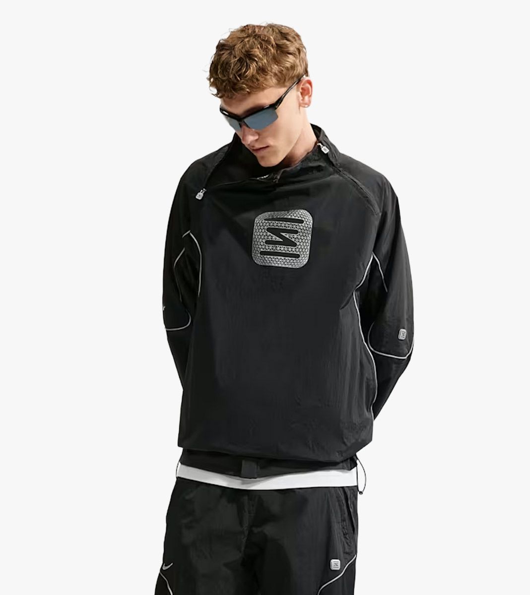 Musta M NSW WVN HZ JKT SHOX