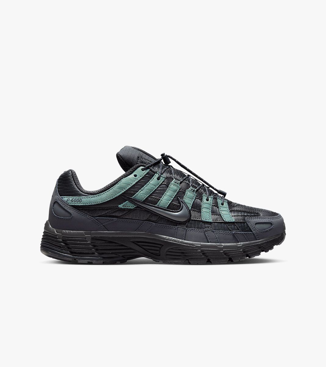 Melna NIKE P-6000