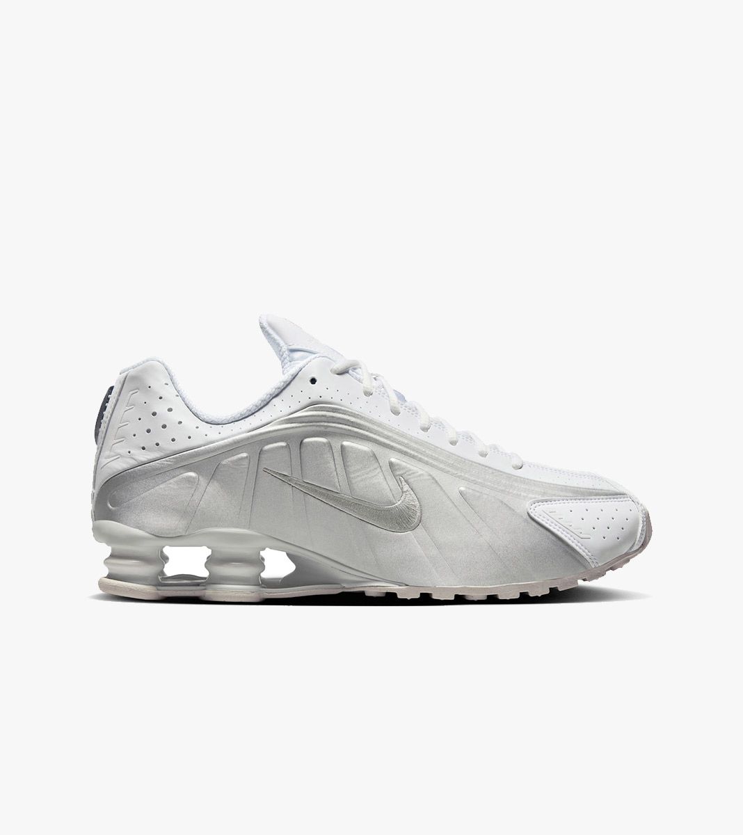 Valge Nike shox r4