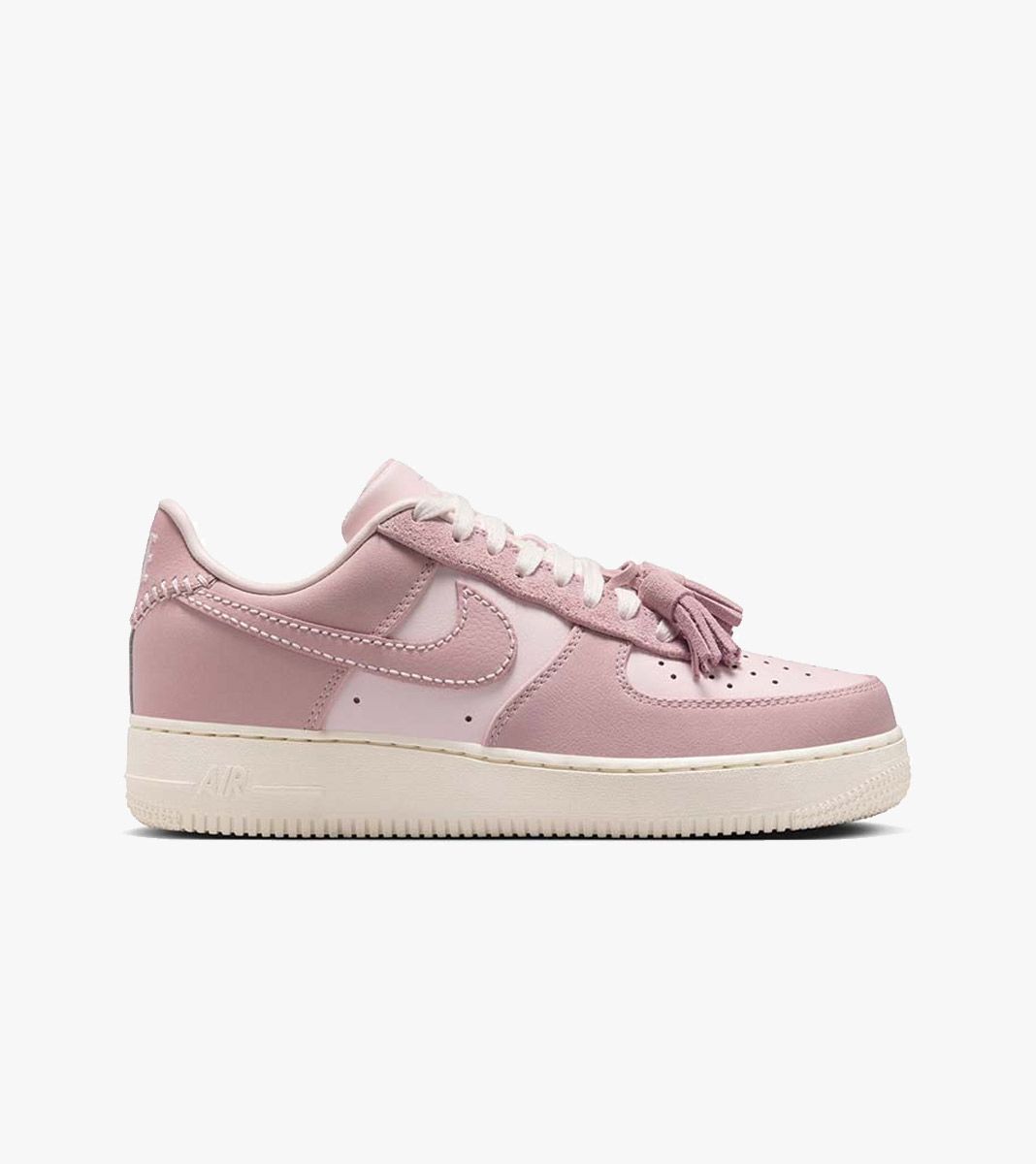 Mitmevärviline Wmns air force 1 ´07