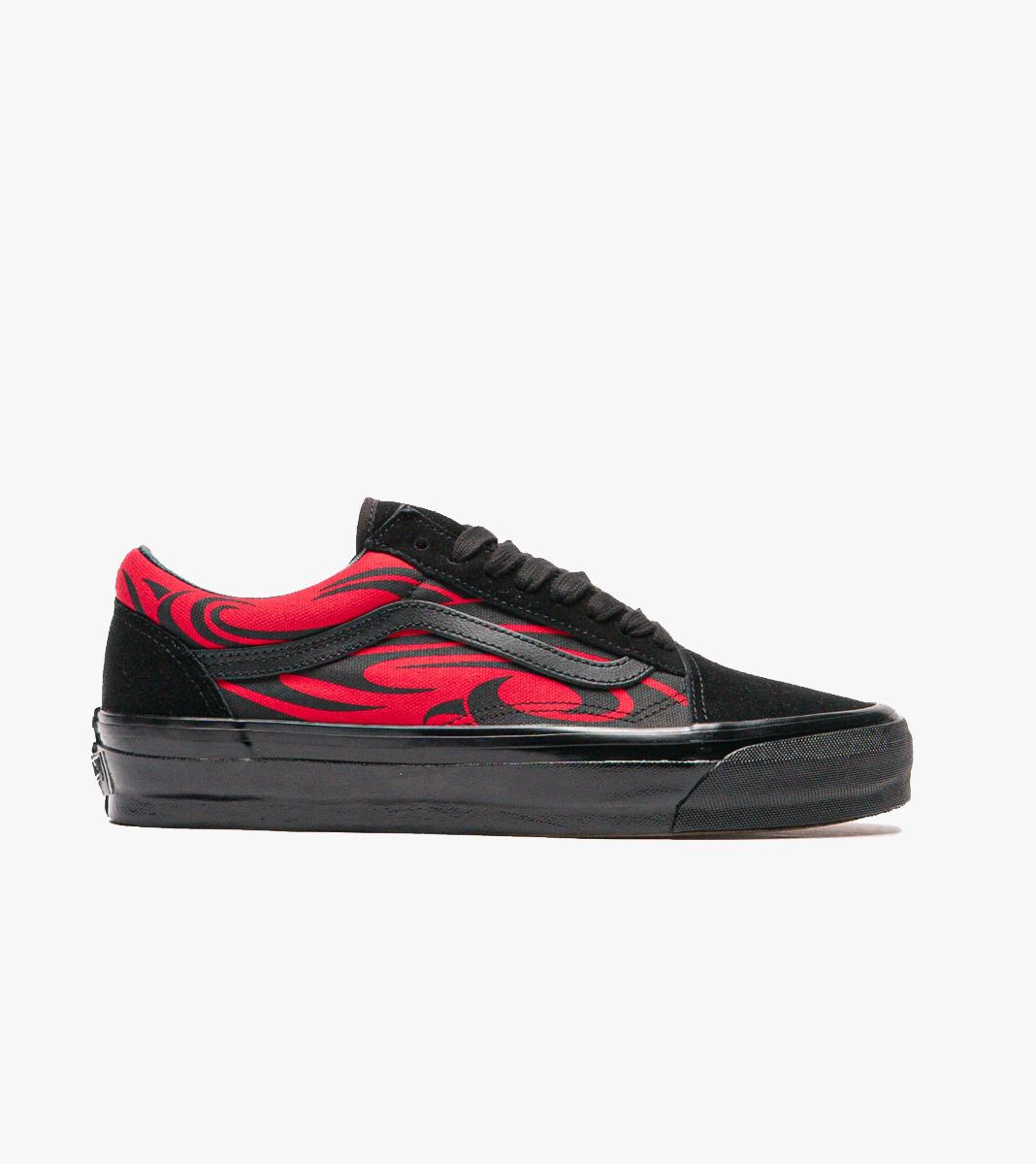 Musta LX OLD SKOOL