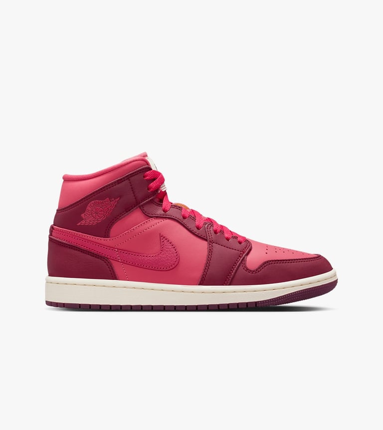 wmns air jordan 1 mid se