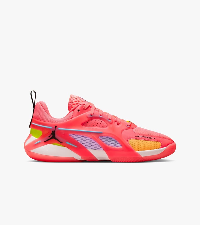 wmns jordan heir series
