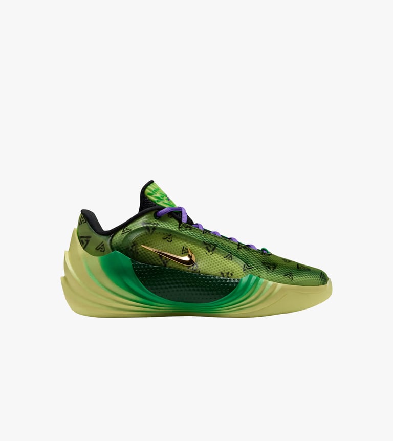 giannis freak 8 halloween