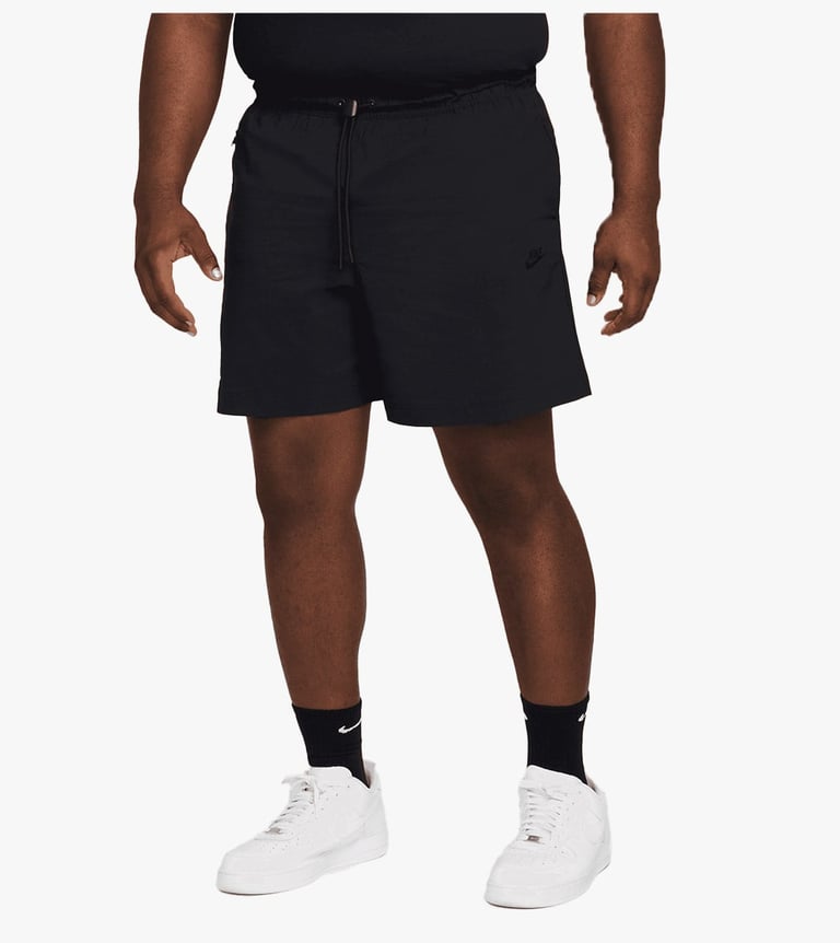 m nk df tech wvn short
