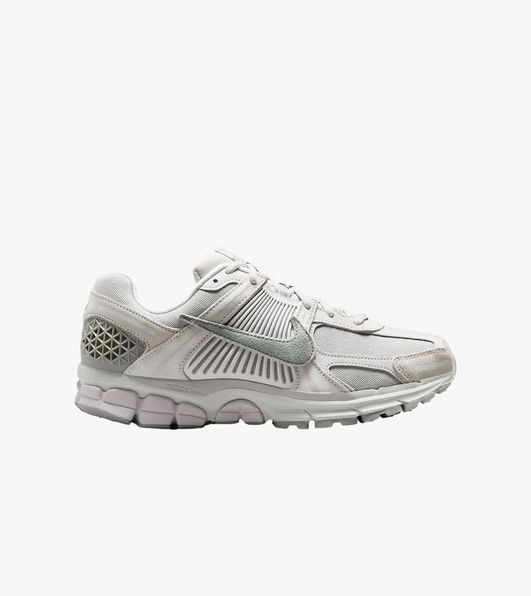 nike zoom vomero 5 se
