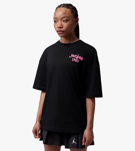 Svart W j bball flwr lgf tee
