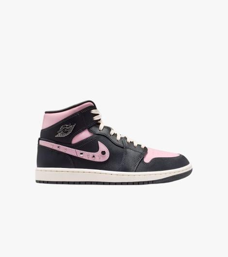 Black WMNS AIR JORDAN 1 MID SE