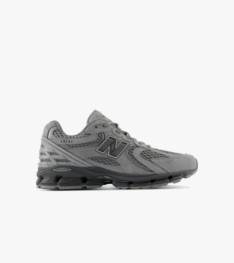 Grått New balance abzorb 1954r