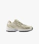 Vitt New balance 740