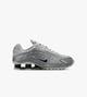 Hall Nike shox r4